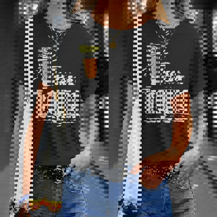 チーム・テキーラ・アイ・メキシカン・バー・アルコール・テキーラ・パーティー Tシャツ 彼女への贈り物