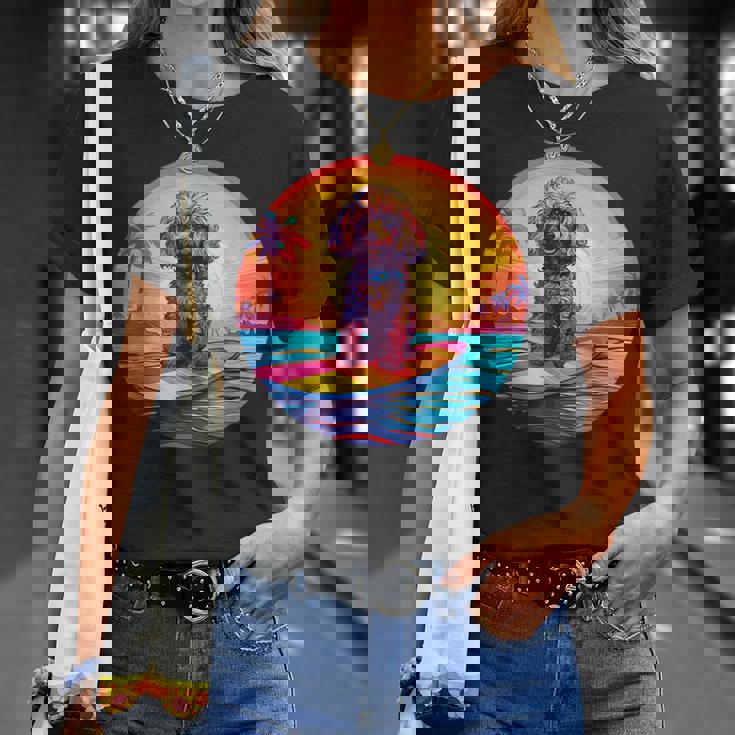 トイプードル サーフィン ファニー ドッグ ビーチ Tシャツ 彼女への贈り物