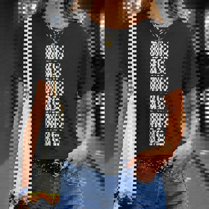 ドラムンベースミュージックリキッドジャングルedmクールドラム＆ベース Tシャツ 彼女への贈り物