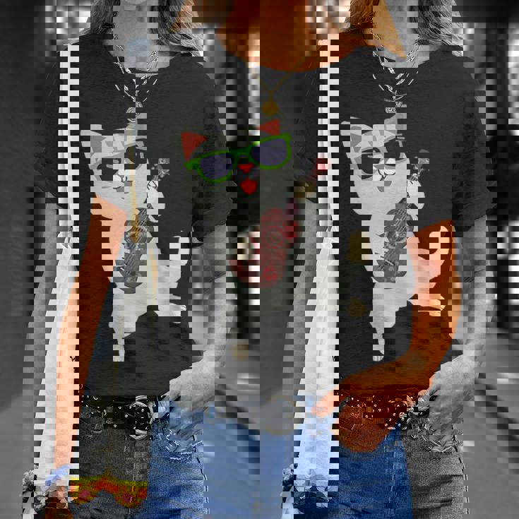 ハワイアンウケ猫遊びウクレレバッジポケット Tシャツ 彼女への贈り物