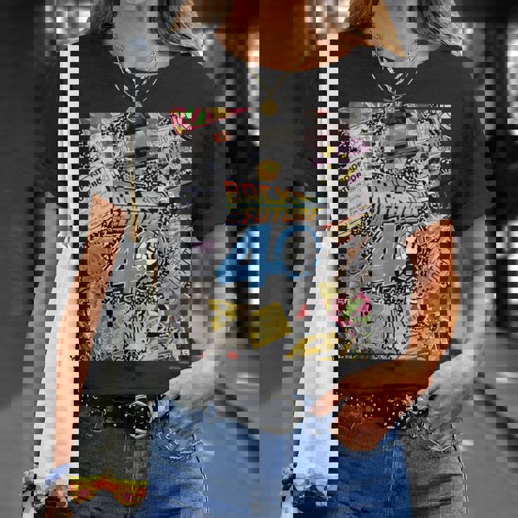 バック・トゥ・ザ・フューチャー 40周年記念ステッカー コラージュ Tシャツ 彼女への贈り物