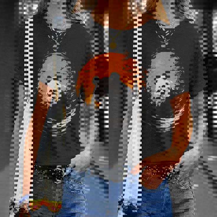 パンダ 森 ポートレート 動物好き 自然 グラフィック パンダ Tシャツ 彼女への贈り物