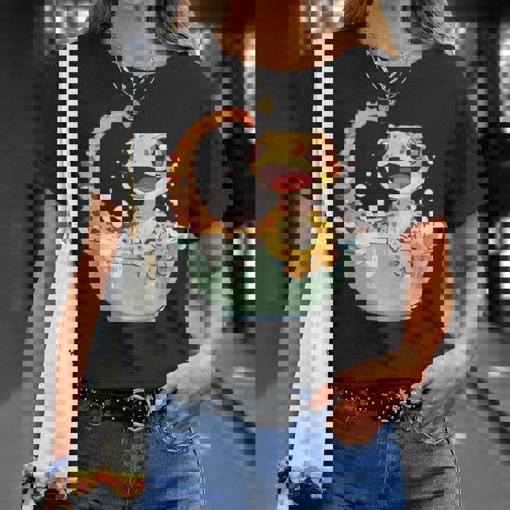 ヒョウモントカゲモドキ シャワー かわいい 野生動物 トカゲ Tシャツ 彼女への贈り物