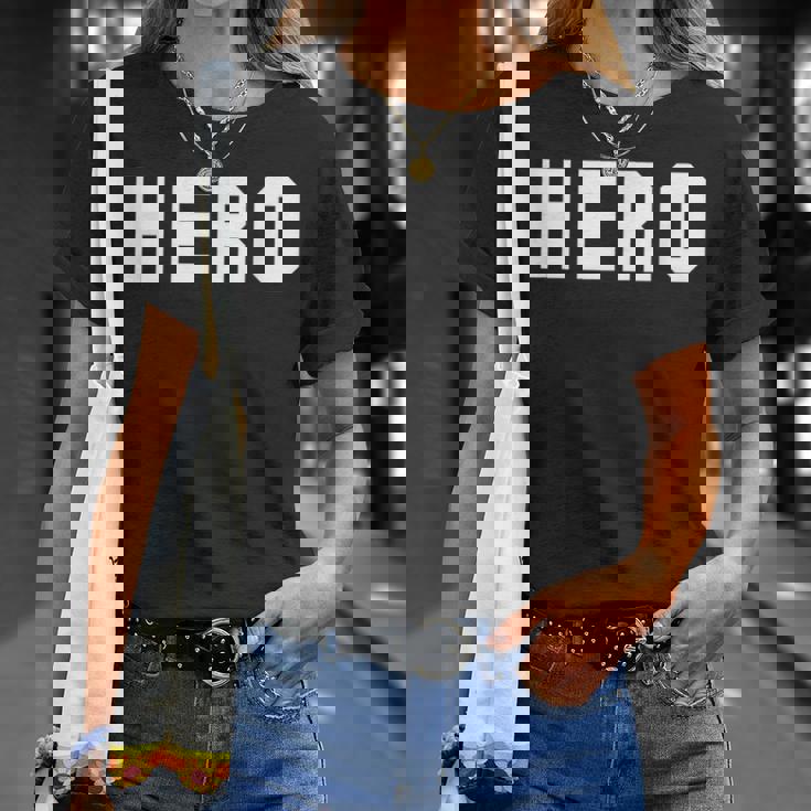 ヒーローという言葉 Tシャツ 彼女への贈り物