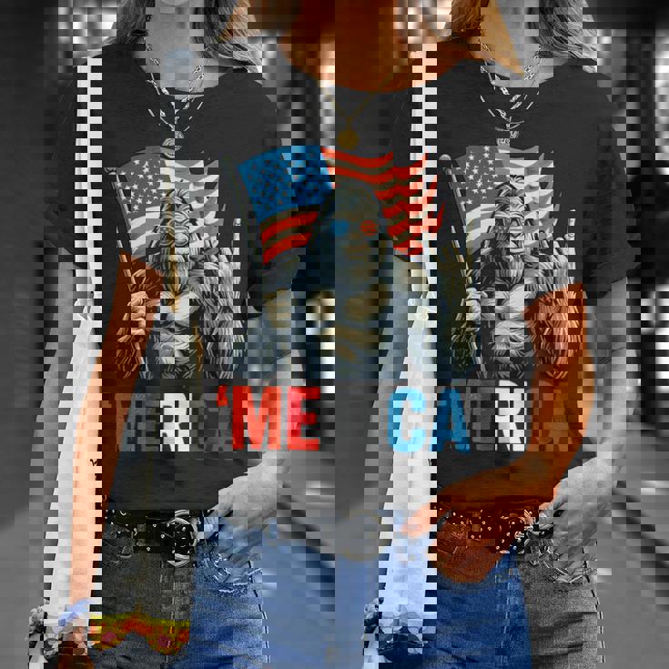 ビッグフット メリカ ロック アメリカ国旗 愛国的 7月4日 Tシャツ 彼女への贈り物