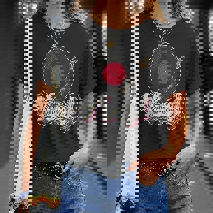 ビニールレコードプレーヤー I ターンテーブルプレーヤー I レトロ音楽 Tシャツ 彼女への贈り物