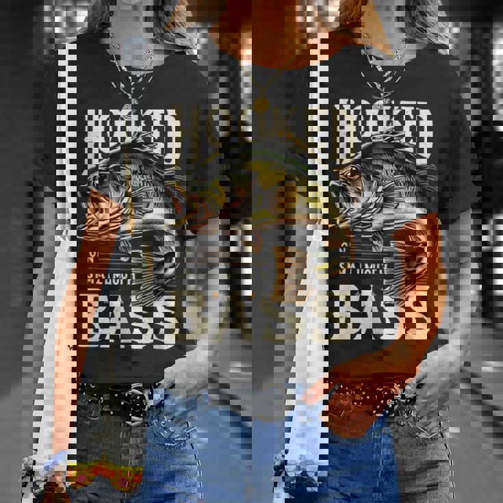 フックオンスモールマウスバスフィッシングシャツ Tシャツ 彼女への贈り物