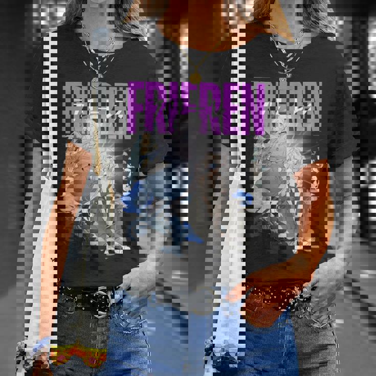 フリーレンと一緒にネモフィラの花園でくつろぐ時間。 Tシャツ 彼女への贈り物