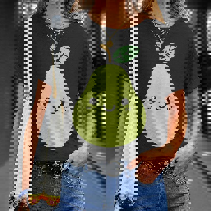 フルーツ 梨 小さなミニマリストのシンプルな梨 Tシャツ 彼女への贈り物