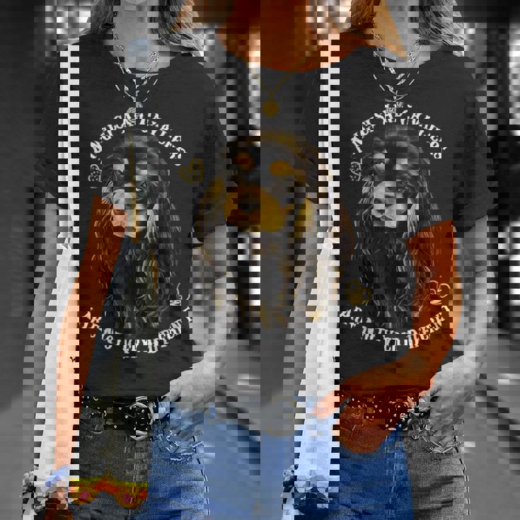 ブラックとタン、キャバリアキングチャールズ・スパニエル Tシャツ 彼女への贈り物