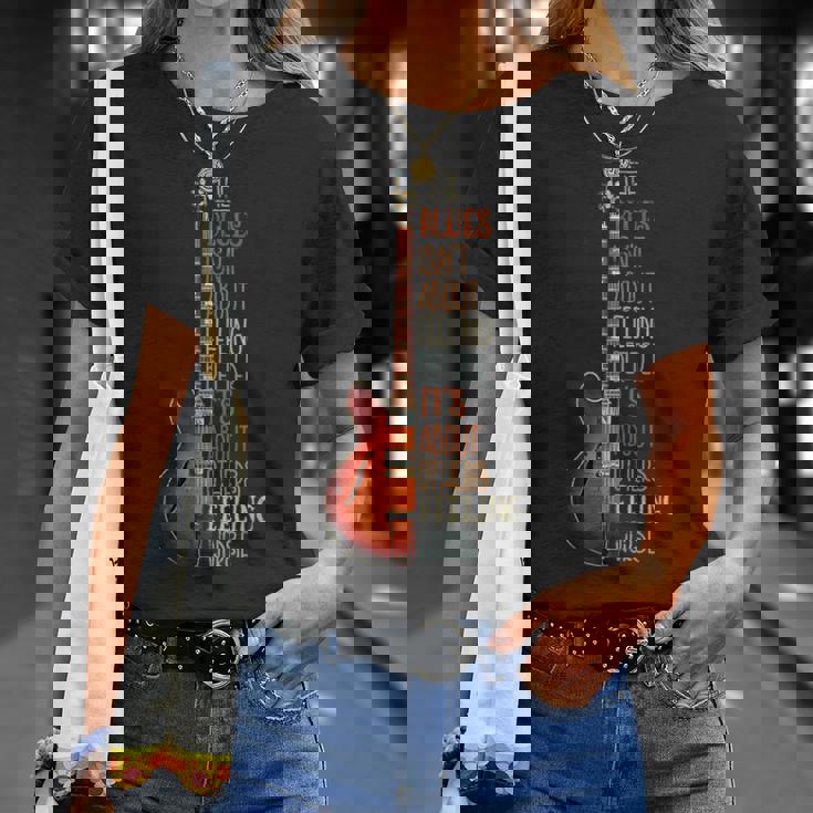 ブルース音楽ギターギタリストのギタリストのためのおかしいギフト Tシャツ 彼女への贈り物