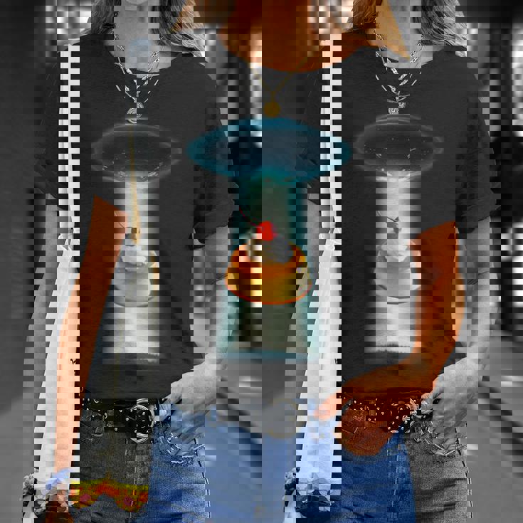 プリン Ufo 面白いtシャツ 食べ物 ダイエット 減量 メンズ おもしろ 面白い 服 オリジナル グッズ ネタ Tシャツ 彼女への贈り物