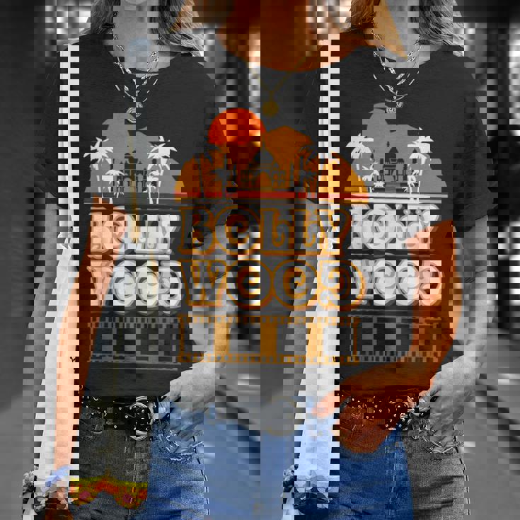 ボリウッド 映画愛好家 ヒンディーシネマ ヴィンテージ インド70年代インド Tシャツ 彼女への贈り物