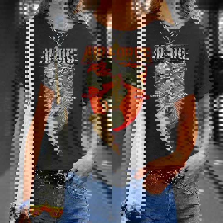 ミリタリーピンナップガール。 Tシャツ 彼女への贈り物