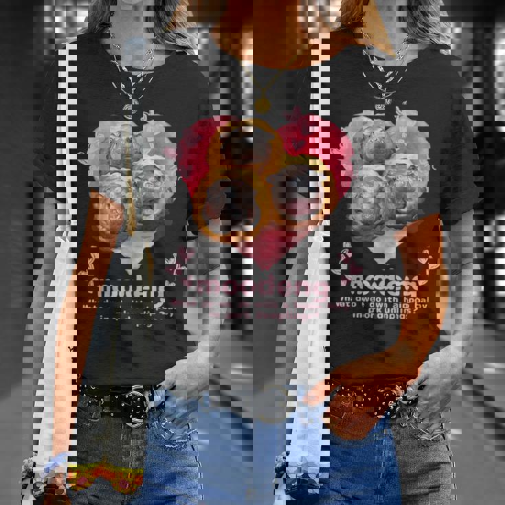 ムーデン君が 豚肉団子 になっちゃった！可愛いカバの赤ちゃん Tシャツ 彼女への贈り物