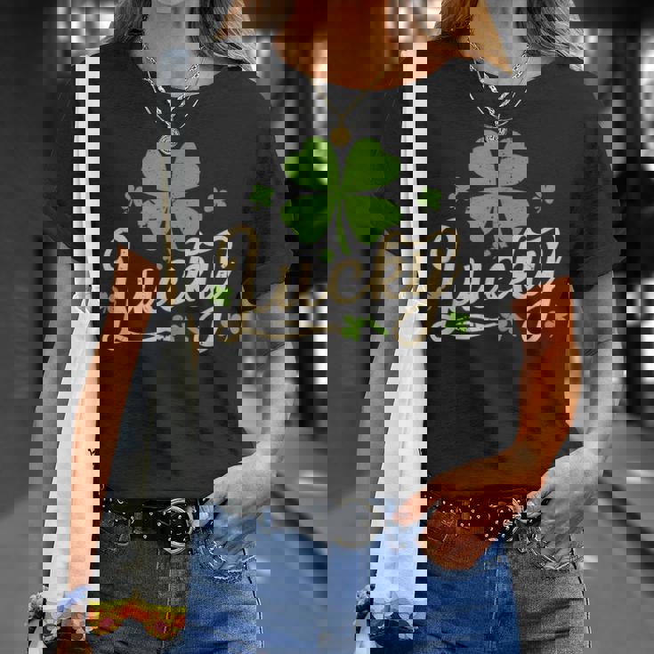 ラッキーシャムロック 四つ葉のクローバー 聖パトリックの日 Tシャツ 彼女への贈り物