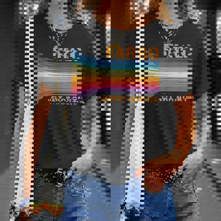 レトロ ヴィンテージ 70年代ファーゴ ノースダコタ Tシャツ 彼女への贈り物