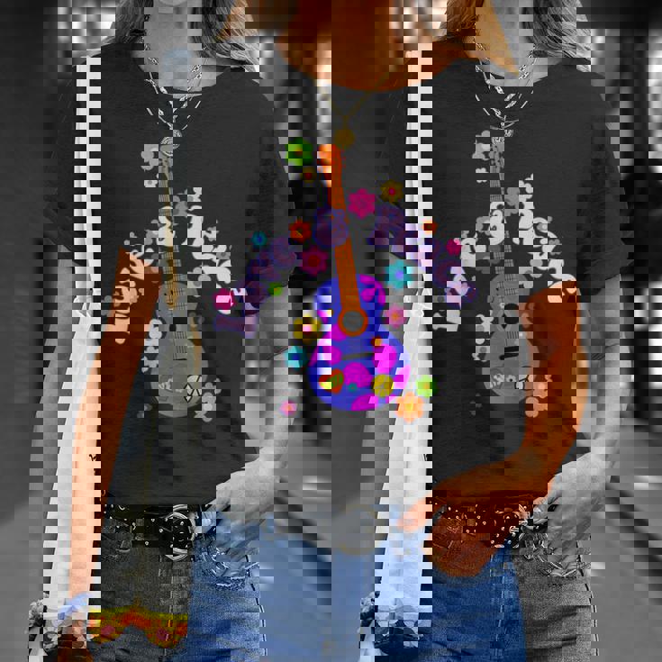 レトロフラワーパワーギター-ラブアンドピース2-ファンファン Tシャツ 彼女への贈り物