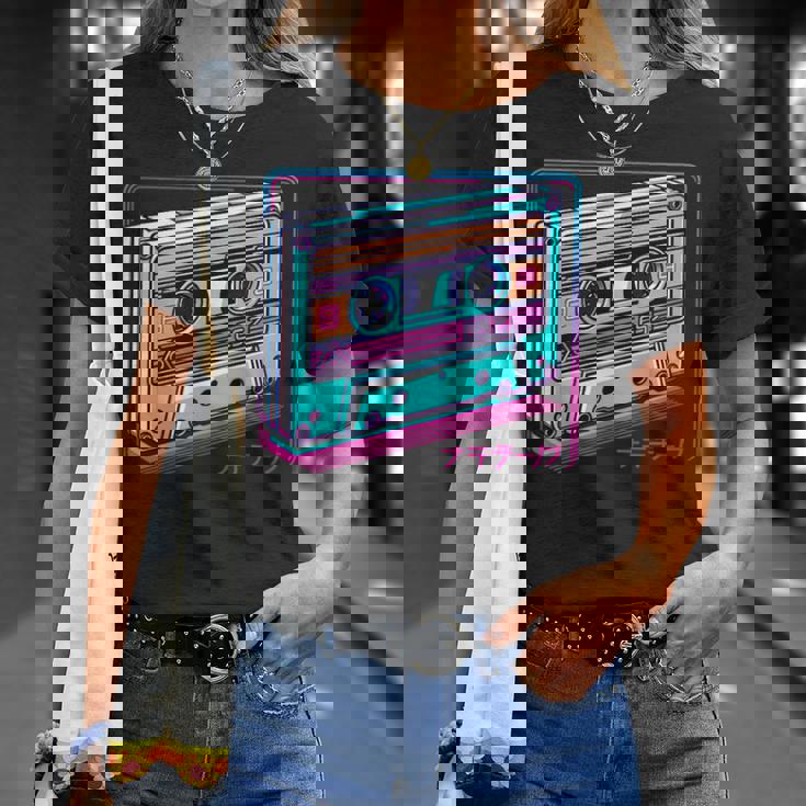 レトロヴェイパーウェイブカセット ロフィ アニメ 日本の美学 Tシャツ 彼女への贈り物