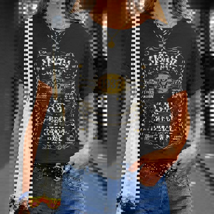 ヴィンテージ 1937 88 歳の誕生日プレゼント 男性 女性 88 歳 Tシャツ 彼女への贈り物