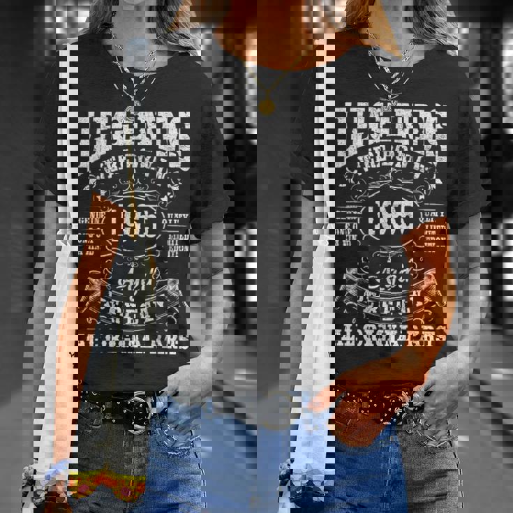 ヴィンテージ 1965 60 歳のギフト 男性 60 歳の誕生日 Tシャツ 彼女への贈り物