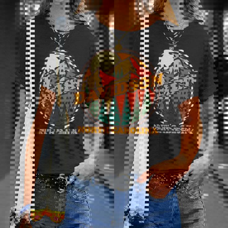 ヴィンテージ ハーレーダビッドソン ノースカロライナマウンテン ハイキングプリント Tシャツ 彼女への贈り物