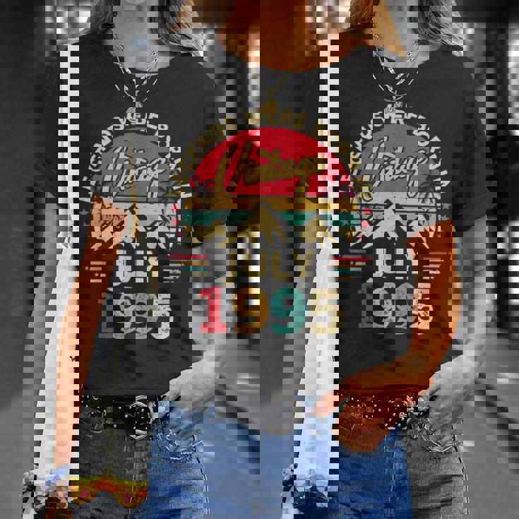ヴィンテージ30歳の誕生日レジェンドは1995年7月に誕生しました。 Tシャツ 彼女への贈り物