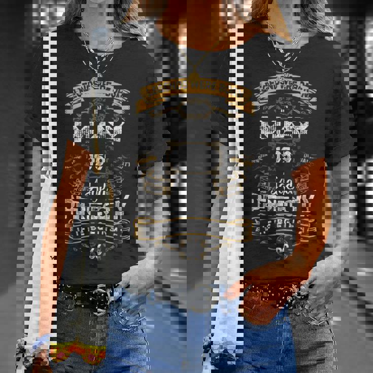 ヴィンテージ66歳の誕生日レジェンドは1959年5月に誕生しました。 Tシャツ 彼女への贈り物