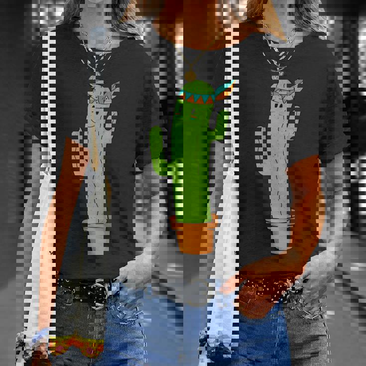 先住民のサボテンと頭飾りと羽 Tシャツ 彼女への贈り物