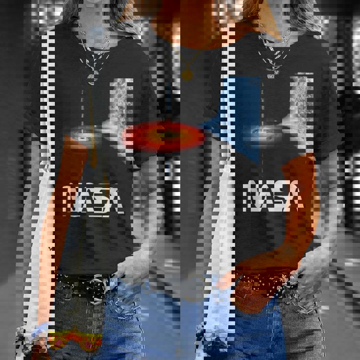 公式ライセンス。 Nasaシグナスブラックホールスペースギフト Tシャツ 彼女への贈り物