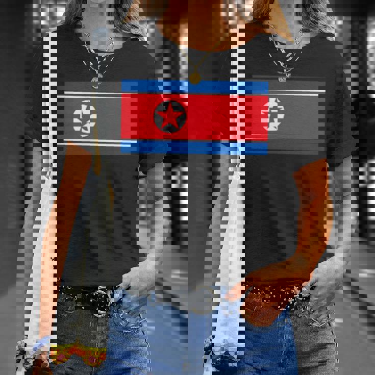 北朝鮮旗北朝鮮ピョンヤン。 Tシャツ 彼女への贈り物