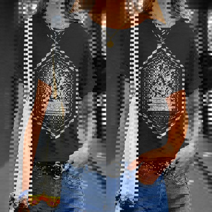 大工のギルドサイン 胸に伝統的な六角形 Tシャツ 彼女への贈り物