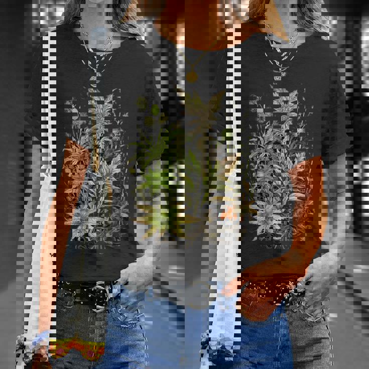 大麻植物とつぼみ 420 草 麻 サティバ インディカ ポットヘッド Tシャツ 彼女への贈り物