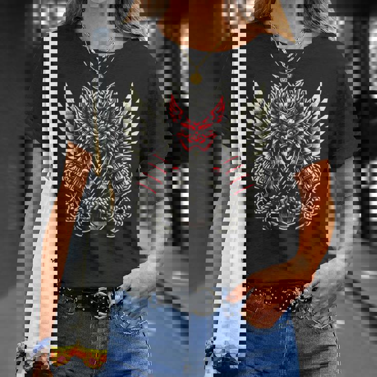 天狗のデザイン Tシャツ 彼女への贈り物