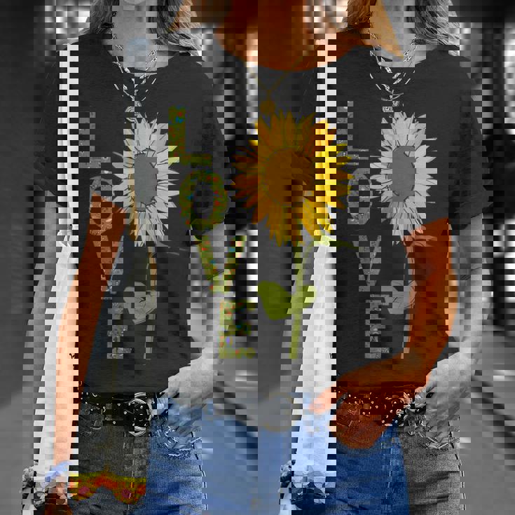 愛の大きなひまわりを作る庭師 Tシャツ 彼女への贈り物