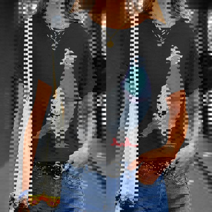 新聞帽子をかぶった鳩 Tシャツ 彼女への贈り物