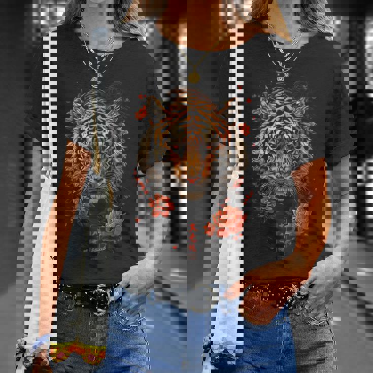 日本のタイガーフェイス 面白いグラフィックtシャツ Tシャツ 彼女への贈り物