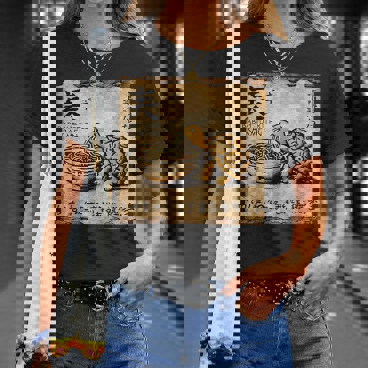 日本の古典的な洞窟石アートベビータートルラーメン Tシャツ 彼女への贈り物