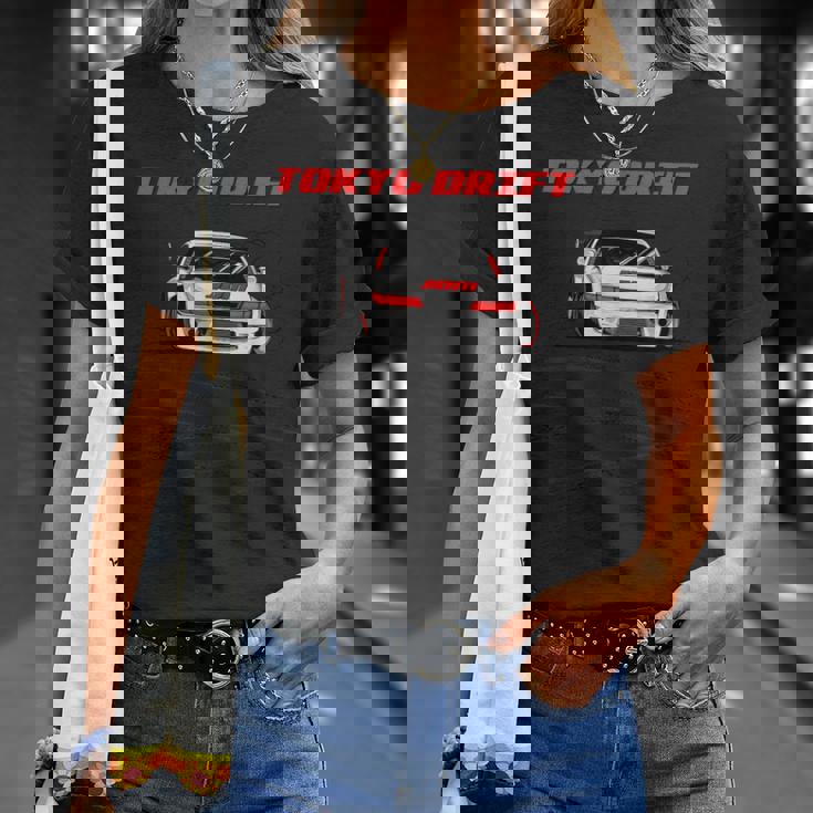 東京 ドリフトカー ジャパン ドリフトレーサー ドーナツ 運転 横向き Tシャツ 彼女への贈り物