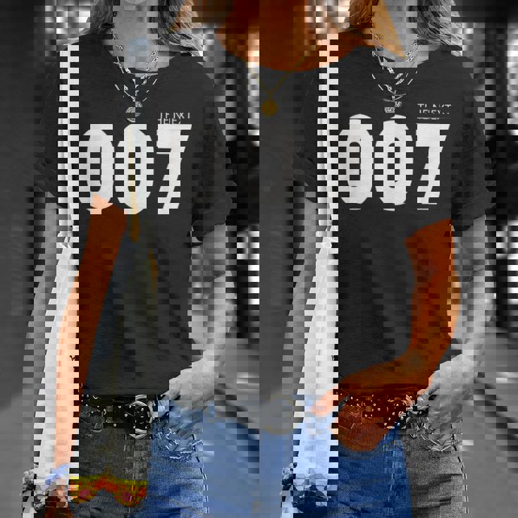 次回の007 Tシャツ 彼女への贈り物