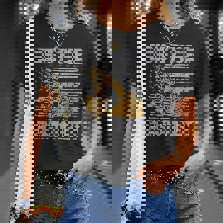 歴史を掘り起こす Tシャツ 彼女への贈り物