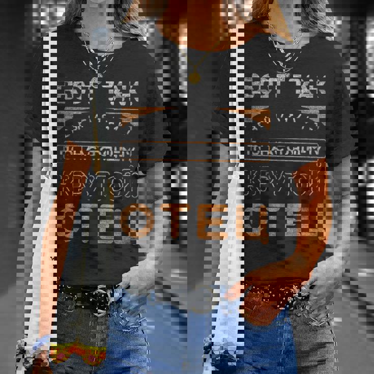 父の日、ヴィンテージ感のあるロシア語のパパの言葉 Tシャツ 彼女への贈り物