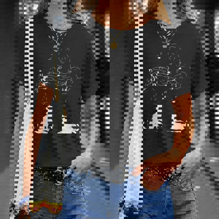 猫と音符 楽譜 音楽家 猫 音楽好き ギフト Tシャツ 彼女への贈り物