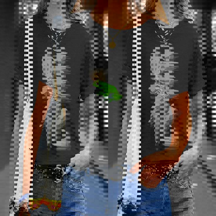 王子様フロッグ 王冠 幻想的な両生類ファン向け Tシャツ 彼女への贈り物