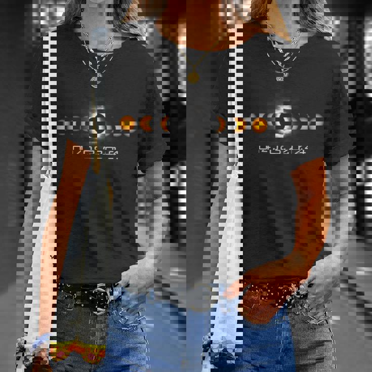皆既日食2024年4月8日太陽の月 Tシャツ 彼女への贈り物