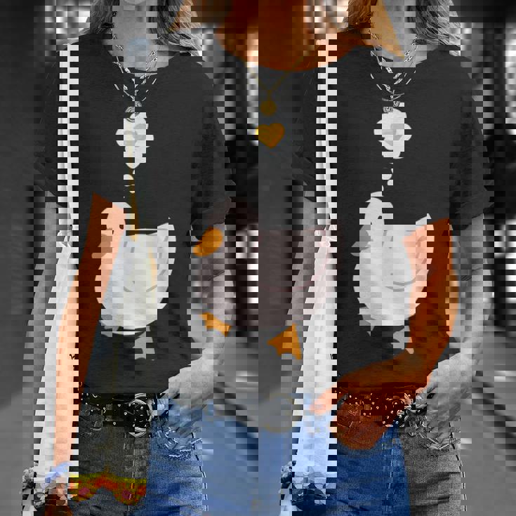 目玉焼きのハートがかわいいアヒル好きのデザイン。 Tシャツ 彼女への贈り物