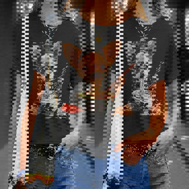 空手犬のチワワがラーメンを食べる、日本、面白いラーメン Tシャツ 彼女への贈り物