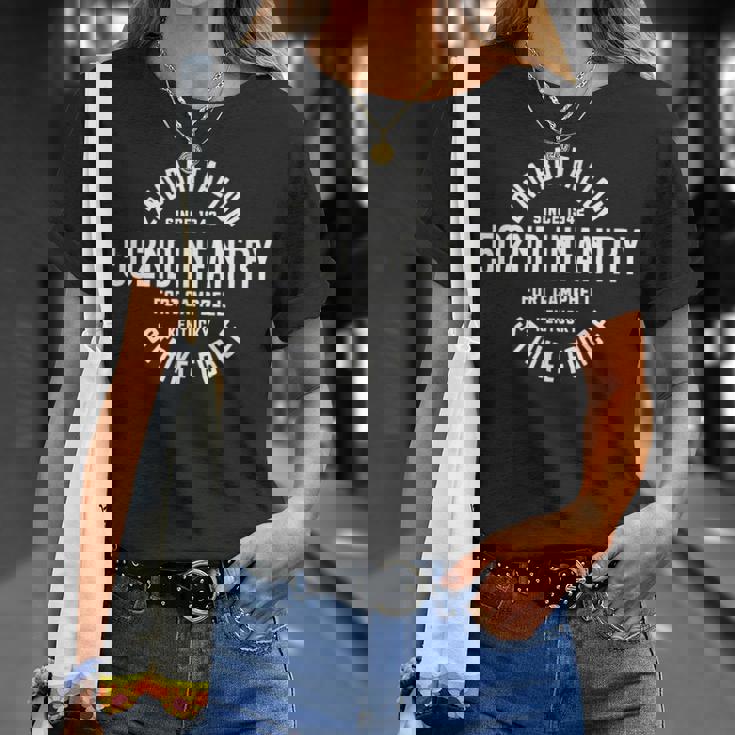 第2大隊 第502歩兵 フォートキャンベル ケンタッキー退役軍人 Tシャツ 彼女への贈り物