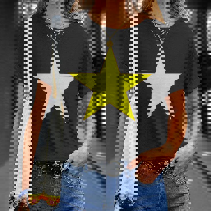 素晴ベトナム 人国旗ietnam Flag ベトナム の旗 男性用、女性用 Tシャツ 彼女への贈り物