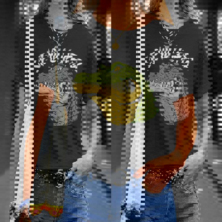 自分らしく生きるか、ワニになるか クロコダイルの言葉 Tシャツ 彼女への贈り物